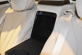 2015款梅赛德斯迈巴赫S400