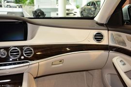 2015款梅赛德斯迈巴赫S400