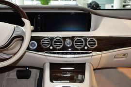 2015款梅赛德斯迈巴赫S400