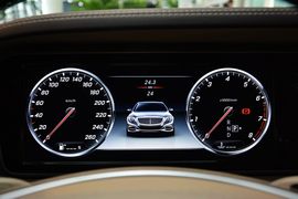 2015款梅赛德斯迈巴赫S400