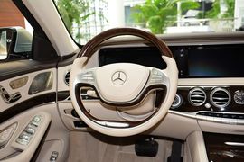 2015款梅赛德斯迈巴赫S400