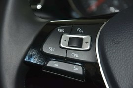 2015款大众速腾230TSI手动豪华型