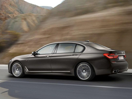 M760Li