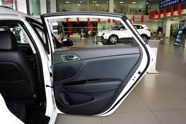 2016款现代名图1.8L自动尊贵型