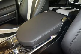 2016款路虎揽胜运动版5.0