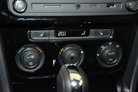 2016款大众宝来230TSI豪华型