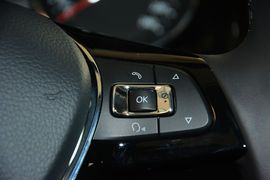 2016款大众宝来230TSI豪华型