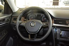 2016款大众宝来230TSI豪华型