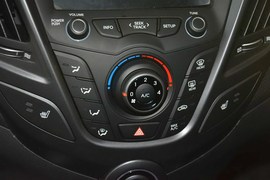 2015款现代Veloster飞思