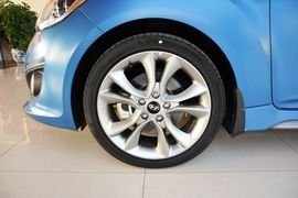 2015款现代Veloster飞思