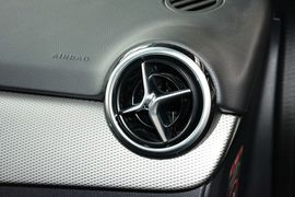 2015款奔驰B200豪华型