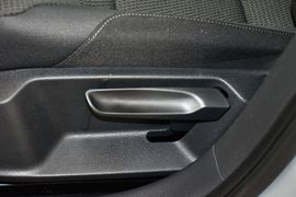 2016款大众高尔夫1.6L自动舒适型