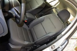 2016款大众高尔夫1.6L自动舒适型