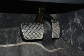 2016款大众高尔夫1.6L自动舒适型