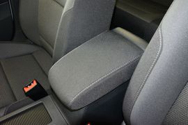 2016款大众高尔夫1.6L自动舒适型