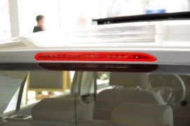 2016款大众高尔夫1.6L自动舒适型