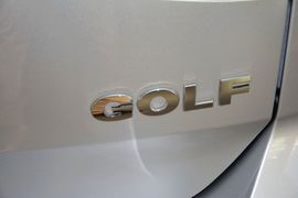 2016款大众高尔夫1.6L自动舒适型