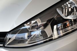 2016款大众高尔夫1.6L自动舒适型