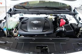 2015款海马第四代福美来1.6L手动悦尚型