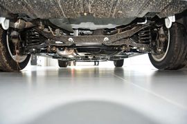 2015款海马第四代福美来1.6L手动悦尚型