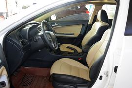 2015款海马第四代福美来1.6L手动悦尚型