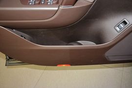 2016款大众途锐3.0TSI舒适型