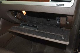 2016款大众途锐3.0TSI舒适型