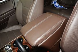 2016款大众途锐3.0TSI舒适型