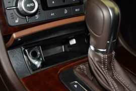 2016款大众途锐3.0TSI舒适型