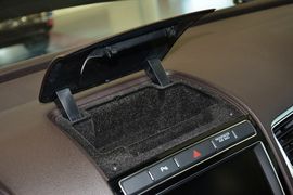 2016款大众途锐3.0TSI舒适型