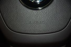 2016款大众途锐3.0TSI舒适型
