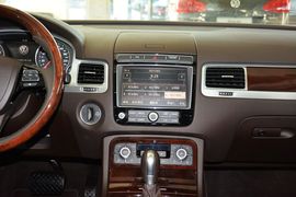 2016款大众途锐3.0TSI舒适型