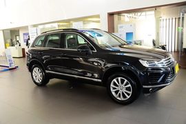 2016款大众途锐3.0TSI舒适型