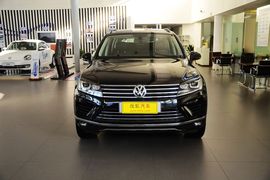 2016款大众途锐3.0TSI舒适型