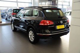 2016款大众途锐3.0TSI舒适型
