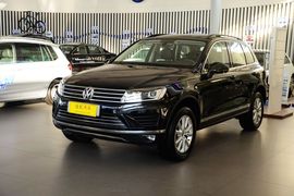 2016款大众途锐3.0TSI舒适型