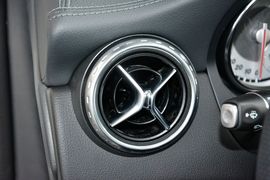 2016款奔驰GLA260