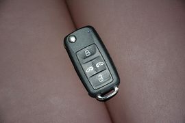 2016款大众迈特威2.0T