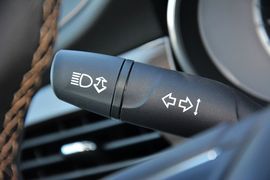 2015款别克威朗20T双离合旗舰型