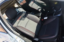 2015款铃木锋驭1.4T手动两驱尊贵型