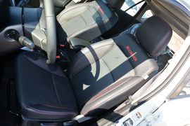 2015款铃木锋驭1.4T手动两驱尊贵型