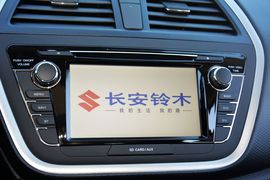 2015款铃木锋驭1.4T手动两驱尊贵型