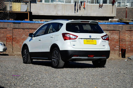 2015款铃木锋驭1.4T手动两驱尊贵型