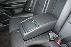 2015款本田思铂睿2.4L尊贵版