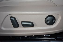 2016款大众迈腾1.8TSI智享豪华型