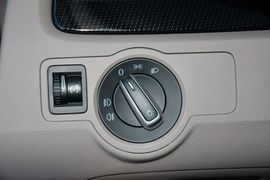 2016款大众迈腾1.8TSI智享豪华型