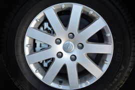 2014款克莱斯勒大捷龙3.6L舒适版
