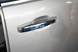 2014款克莱斯勒大捷龙3.6L舒适版