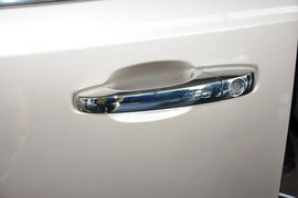 2014款克莱斯勒大捷龙3.6L舒适版