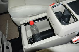 2014款克莱斯勒大捷龙3.6L舒适版